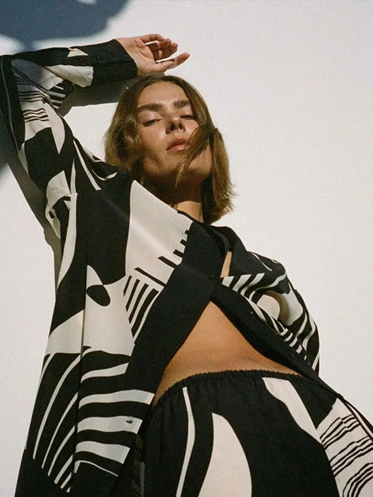 Phyllis Suit (Blouse/Pants)