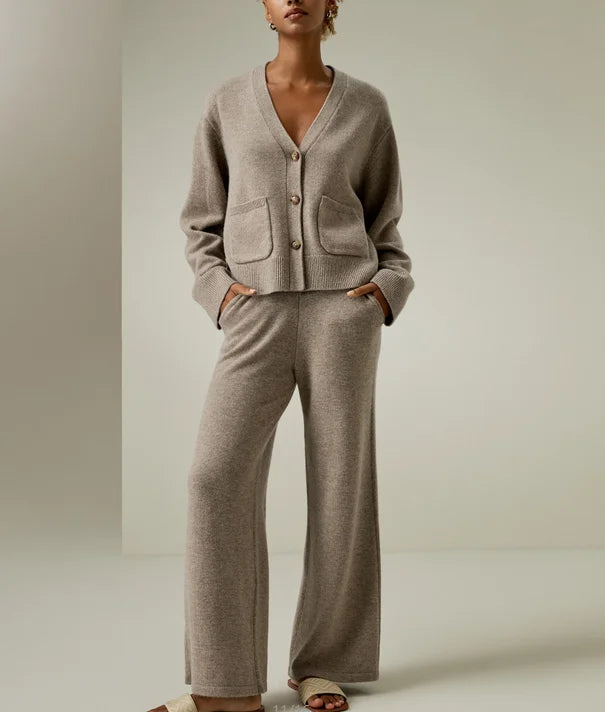 49392038445403|49392038478171|49392038510939