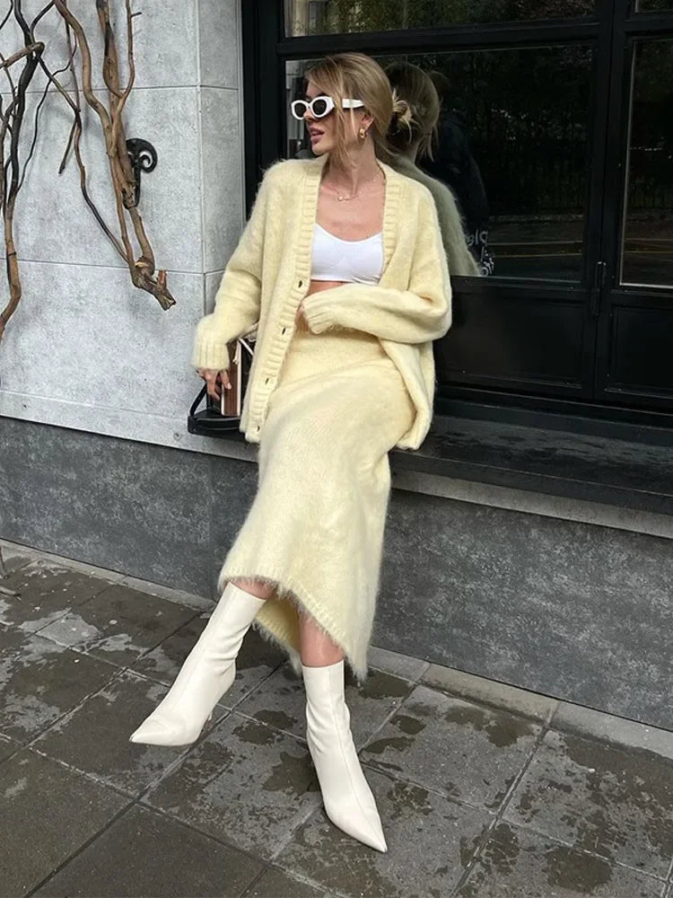 Heather Set (Sweater/Skirt)