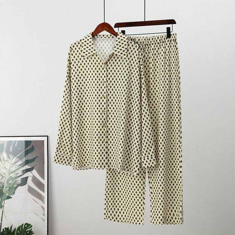 Andra Suit (Blouse/Pants)