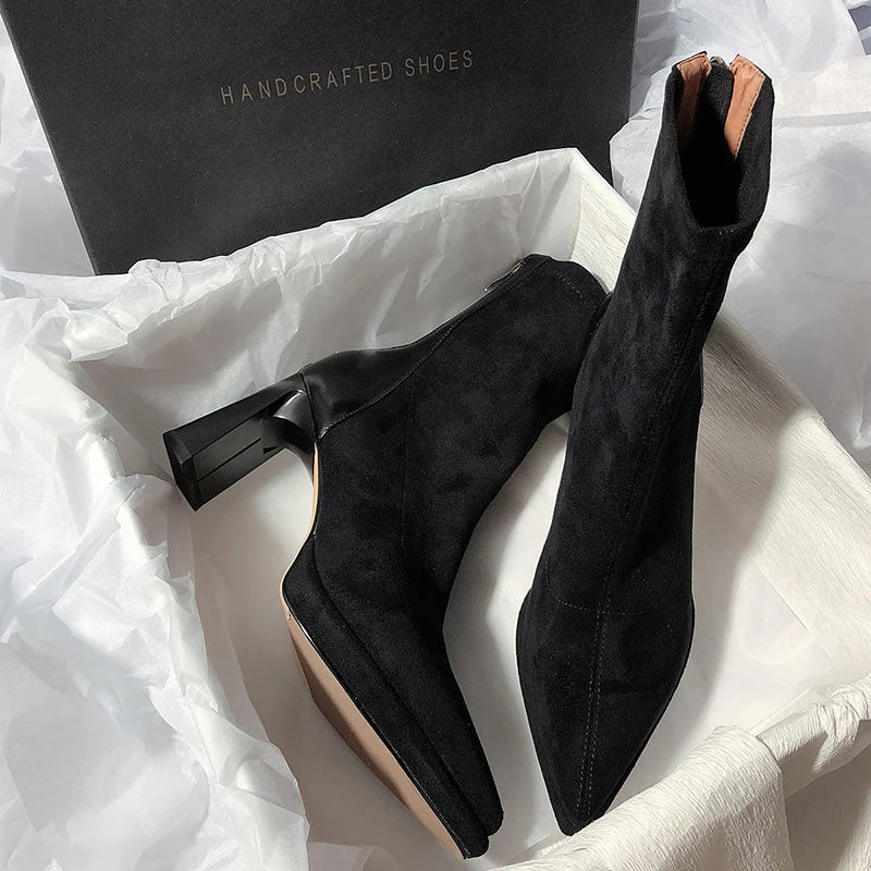 49503780798811|49503780831579|49503780864347|49503780897115|49503780962651