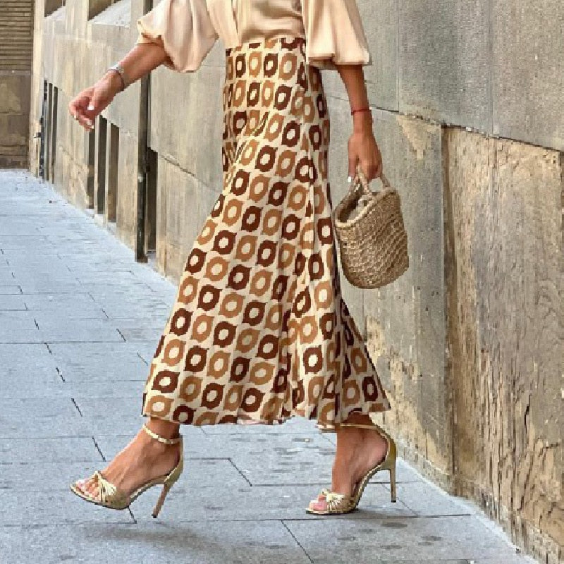 Ashlynn Elegant Suit (Blouse/Skirt)