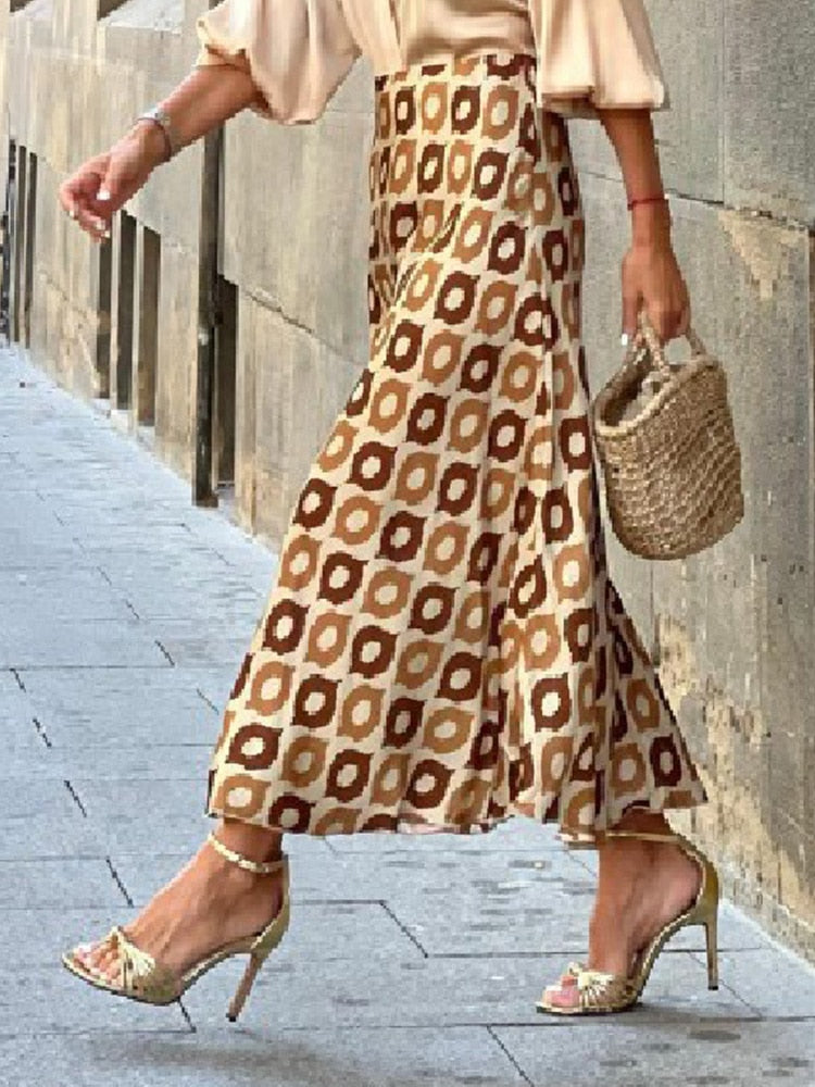 Ashlynn Elegant Suit (Blouse/Skirt)