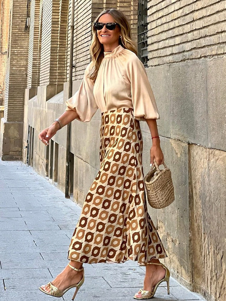 Ashlynn Elegant Suit (Blouse/Skirt)