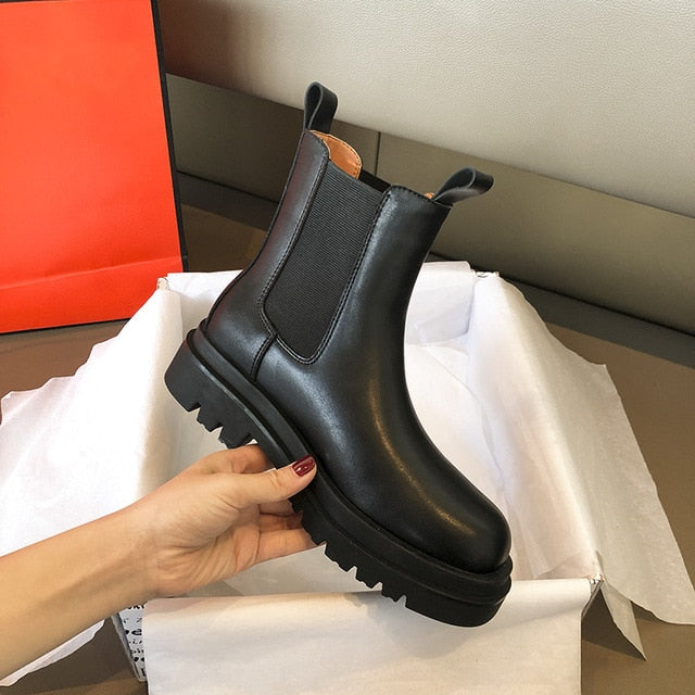 Emma Chelsea Boots