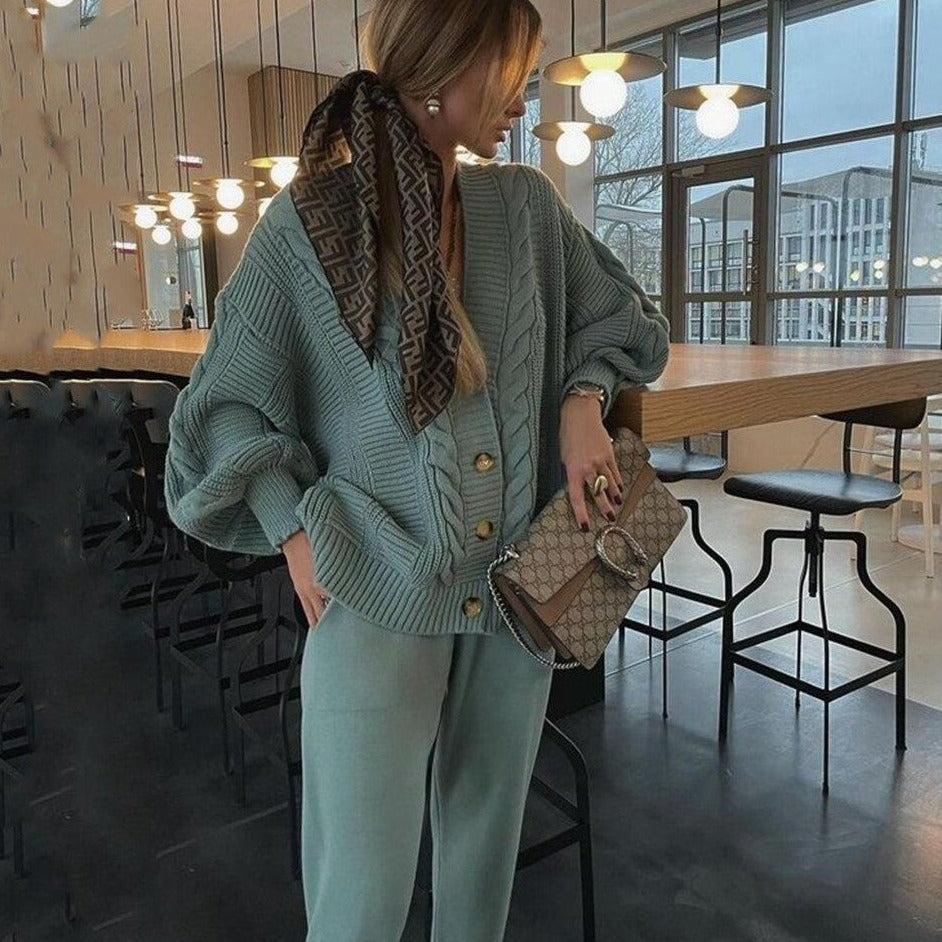 Dina Knitted Set (Sweater/pants)