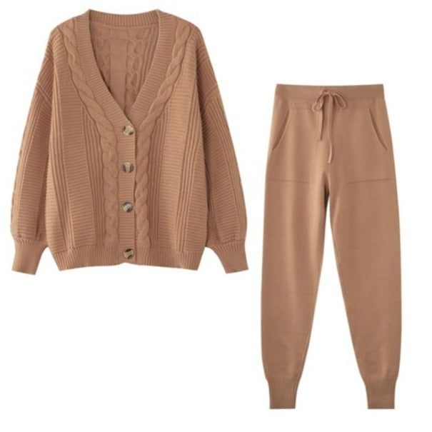 Dina Knitted Set (Sweater/pants)