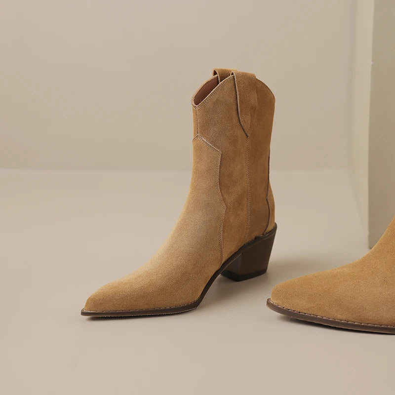 Wilma Chelsea Boots (Natural suede)