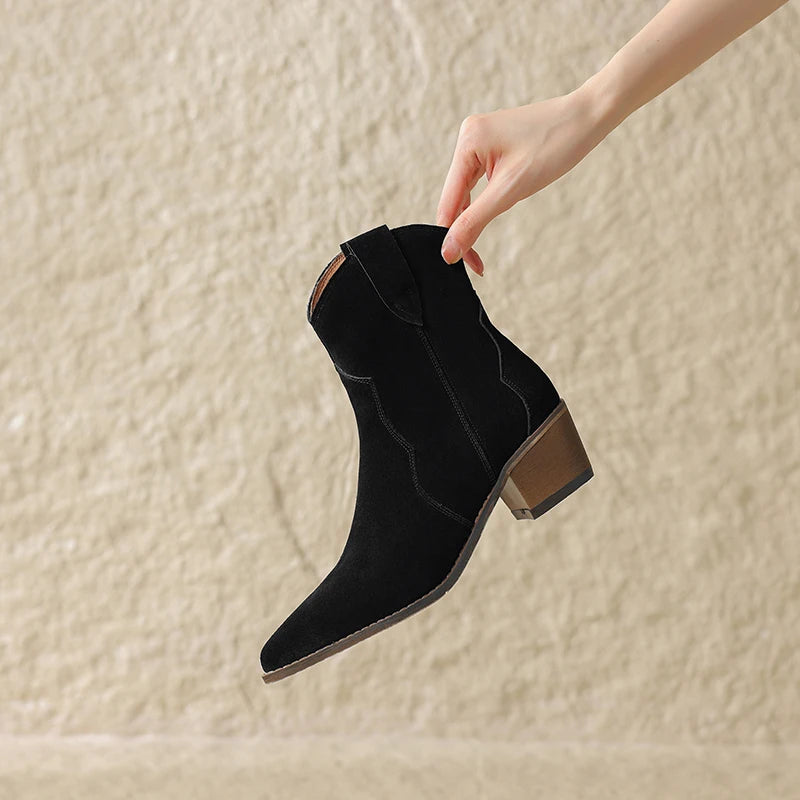 Wilma Chelsea Boots (Natural suede)