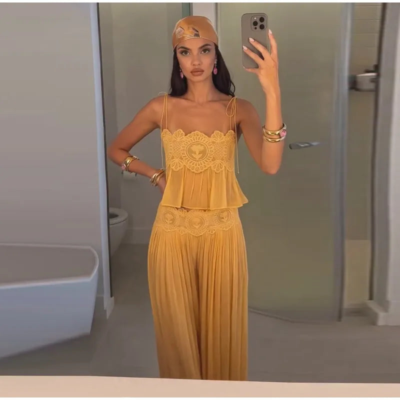 Rosa Set (Top/Pants/Skirt)