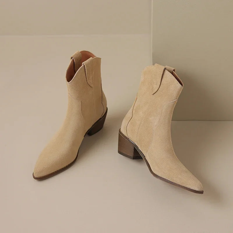 Wilma Chelsea Boots (Natural suede)