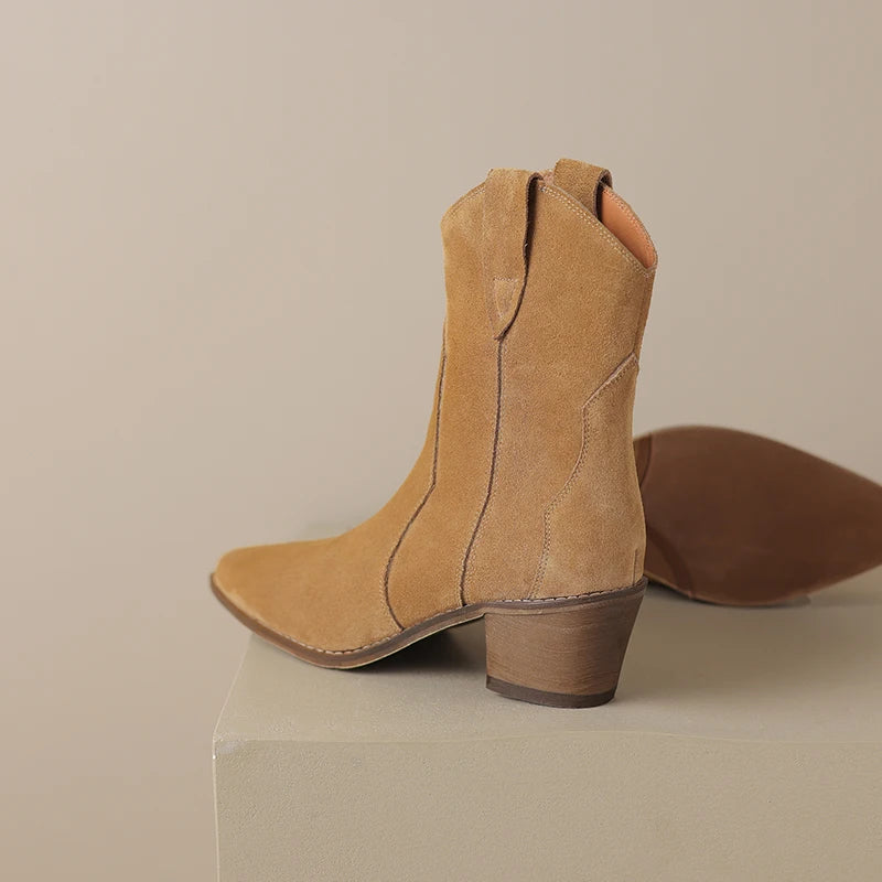 Wilma Chelsea Boots (Natural suede)