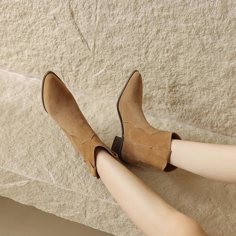 Wilma Chelsea Boots (Natural suede)