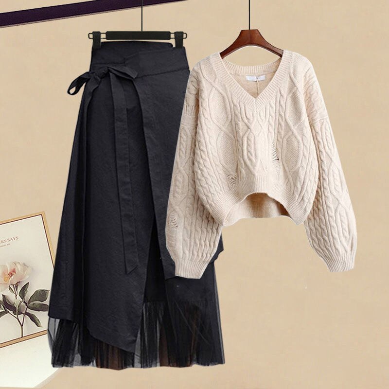 Magdalen Set (Sweater/Skirt)