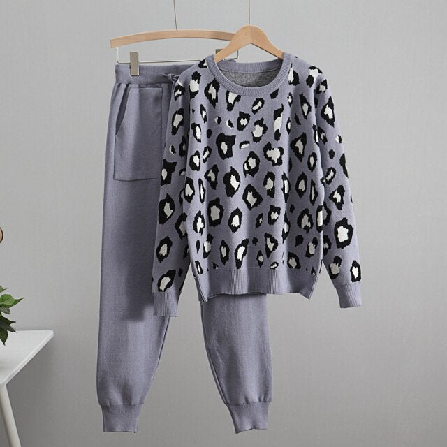 Leopard Knitted Set (Sweater/Pants)
