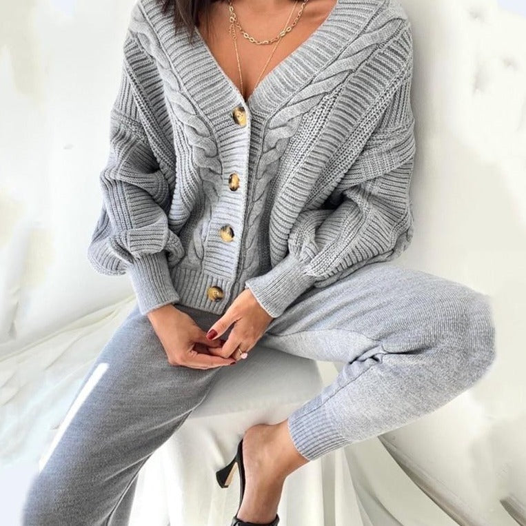 Dina Knitted Set (Sweater/pants)